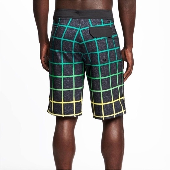 ❤️ OLD NAVY California Built-In Flex Printed
Board Shorts Shorts Size 40 - Picture 2 of 6